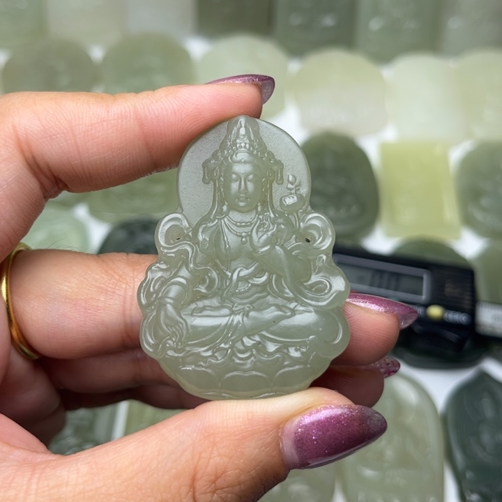 和田玉颈饰未镶嵌辻*