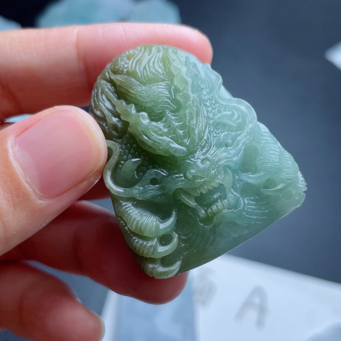 定制翡翠未镶嵌翡翠吊坠