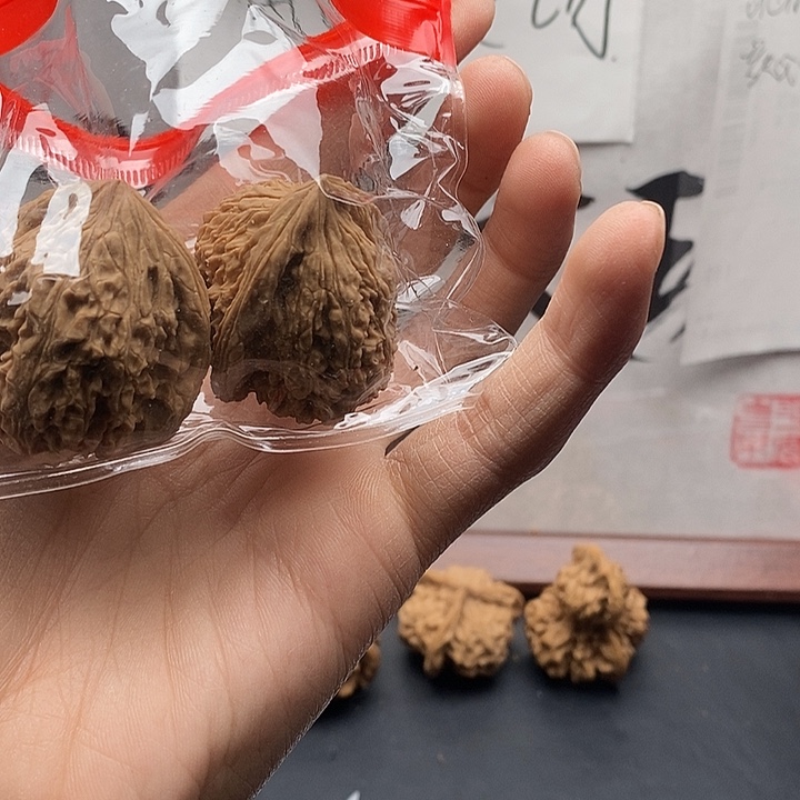 小***心吊坠文玩核桃福利