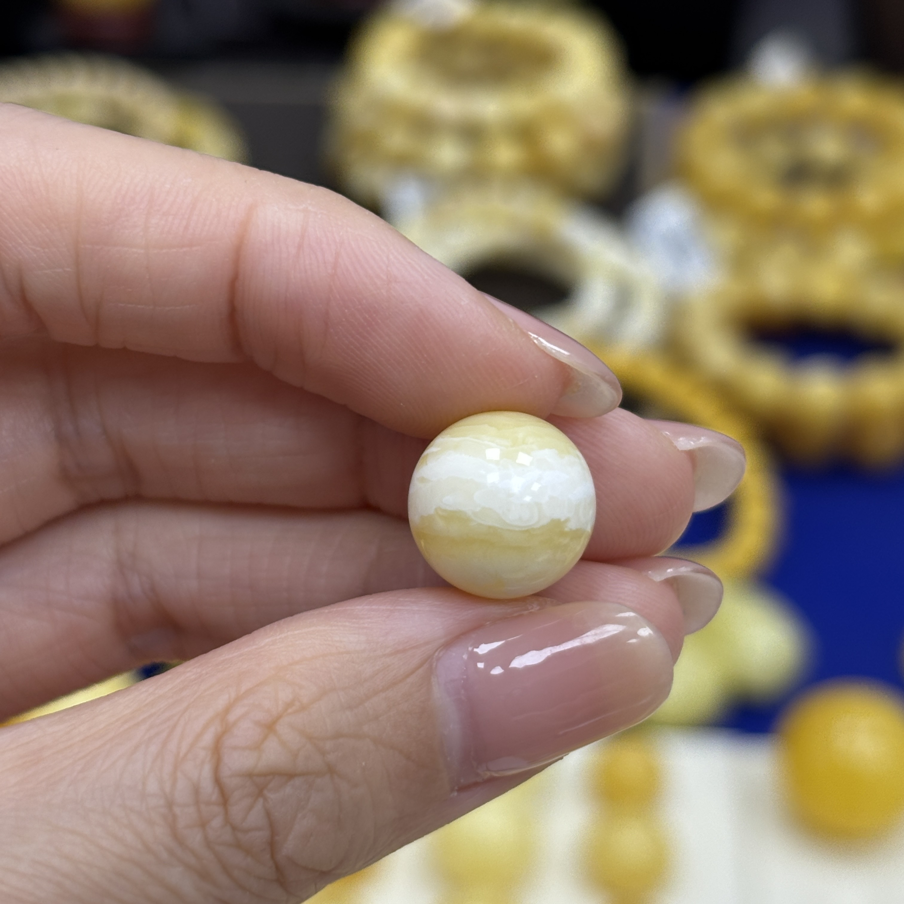 12.4mm 小妖珠宝天然原矿琥珀蜜蜡