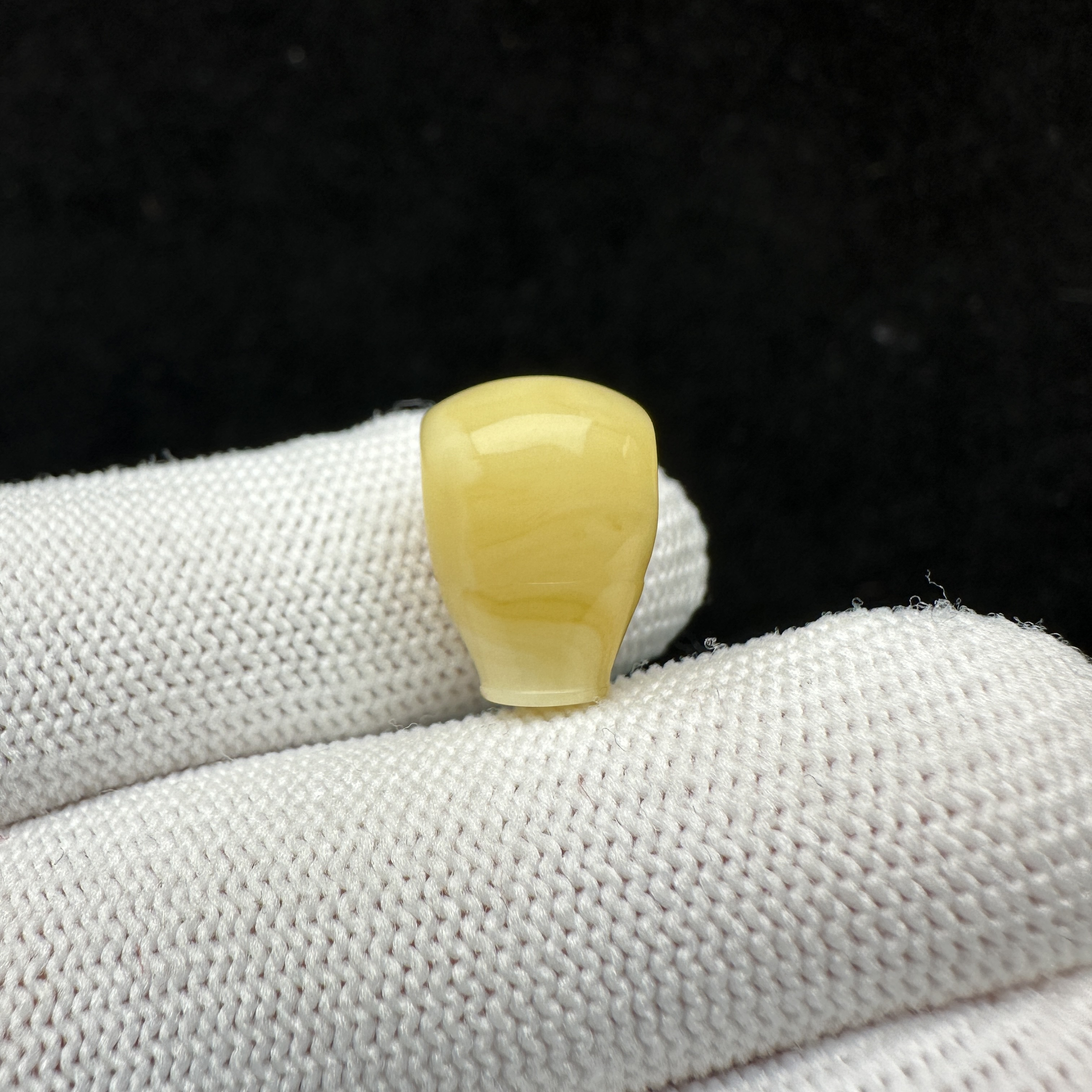 J6418天然原矿蜜蜡 蜜蜡三通 10.7*15mm 80克价