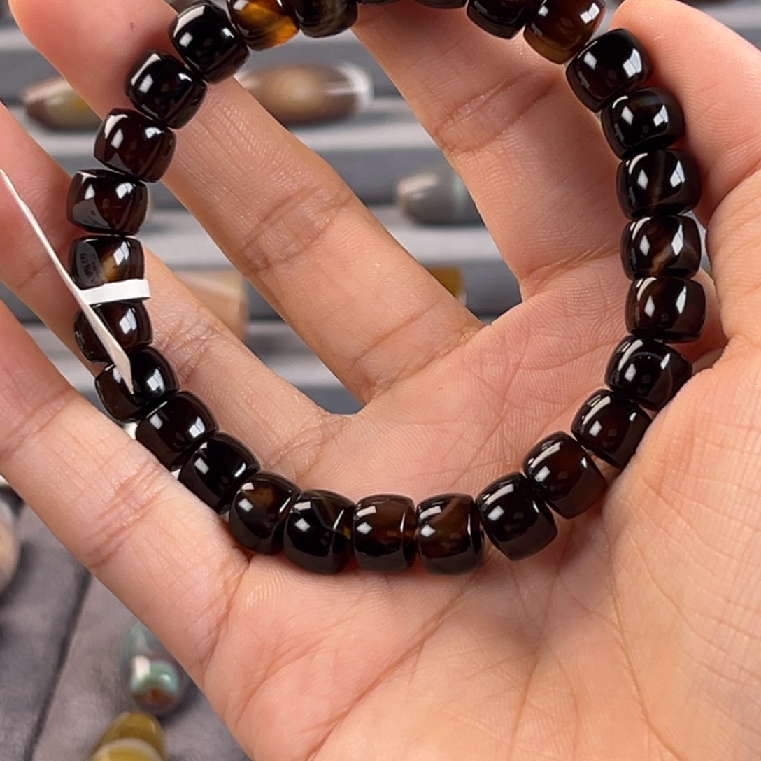 剑***看合金颈饰玛瑙/玉髓