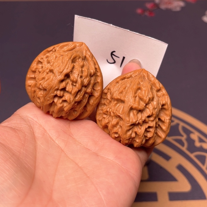 文玩核桃把件41白狮子