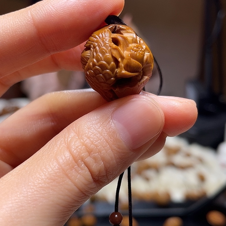 手串/手链橄榄核荷花鱼