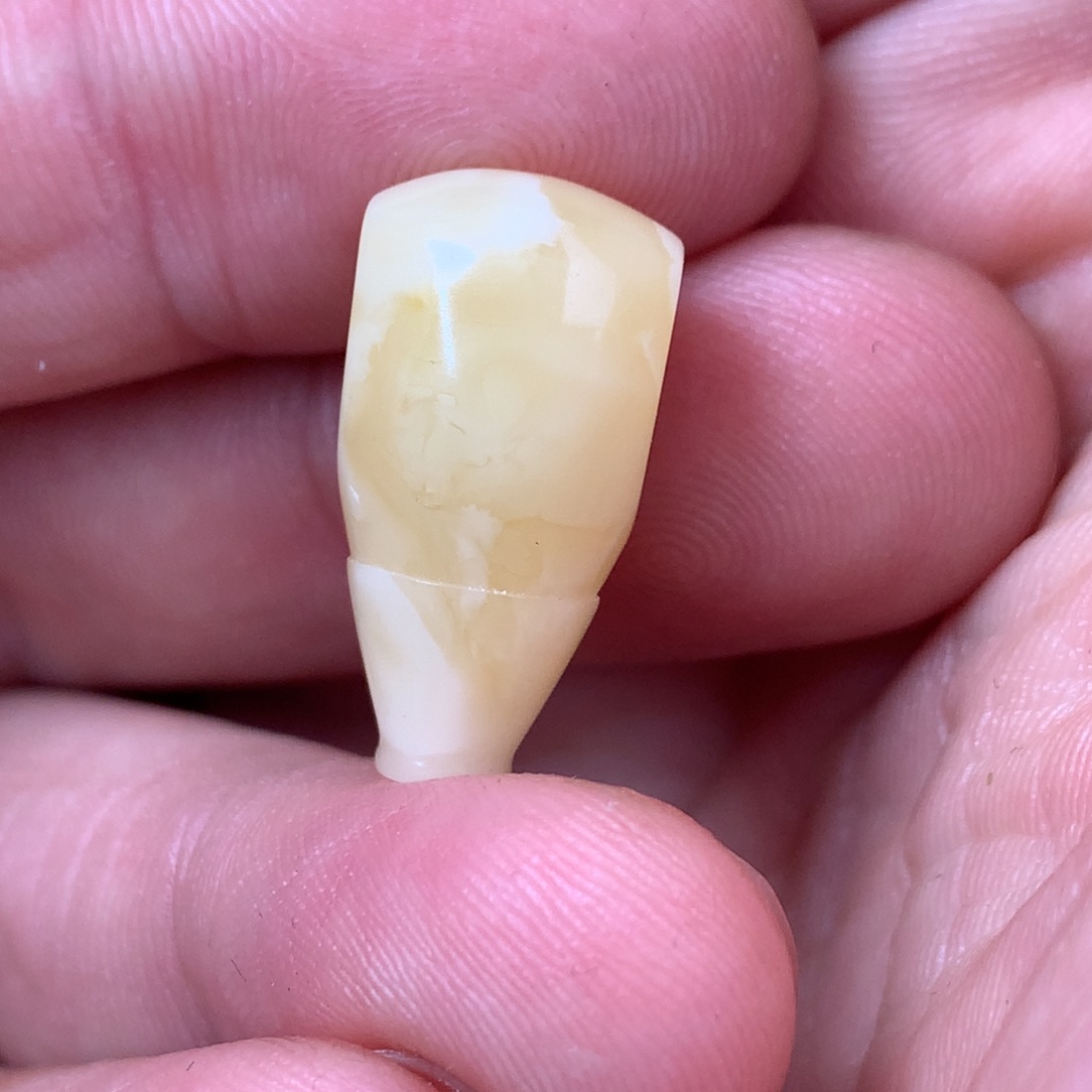 琥珀裸石未镶嵌蜜蜡