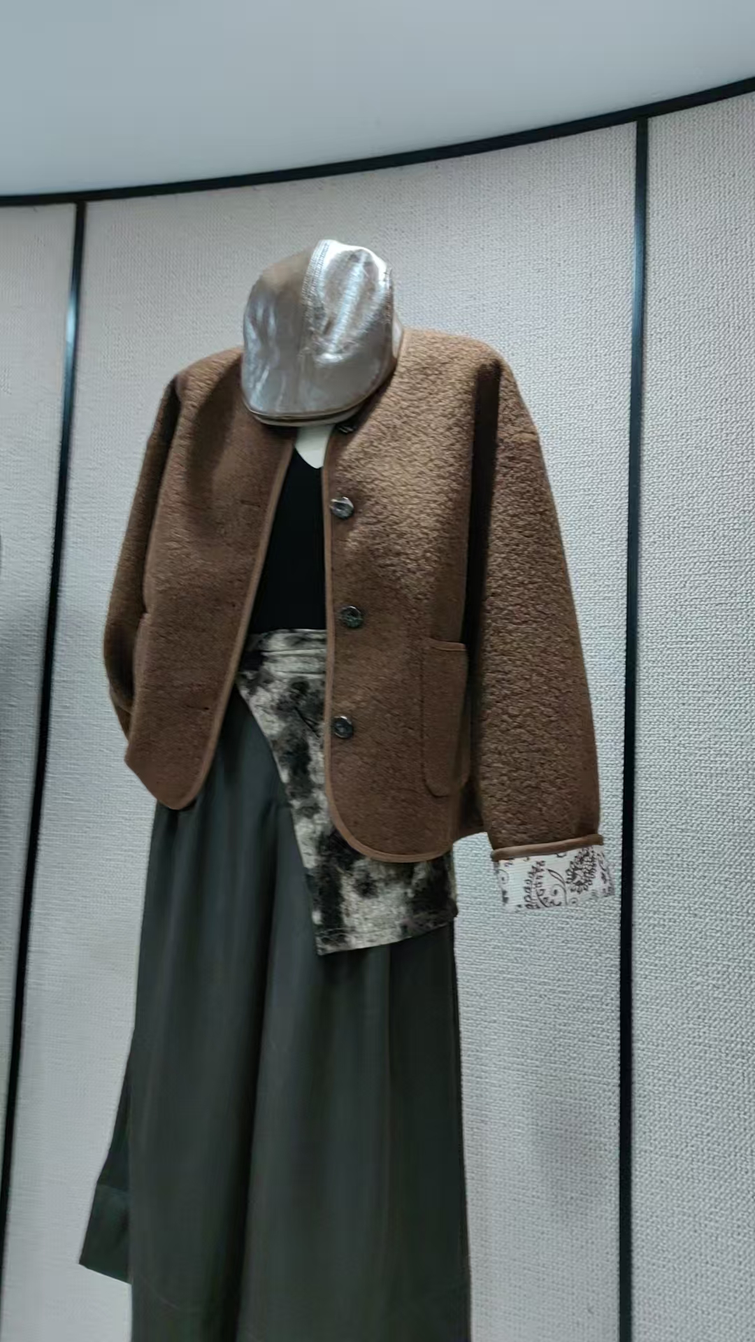 上海陈姐服饰新款圆领小香风短外套