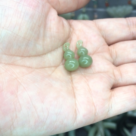 和田玉（青玉）颈饰未镶嵌