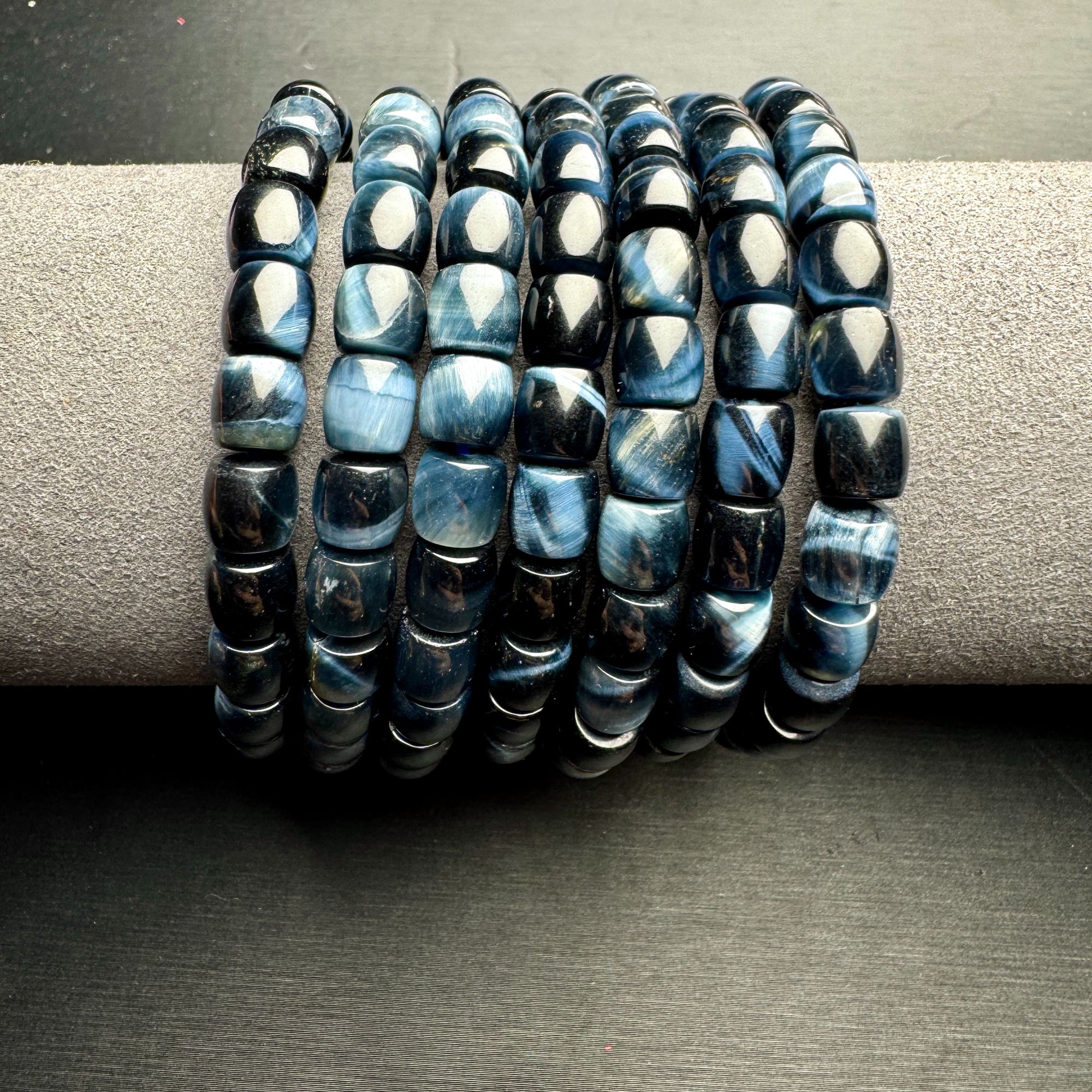 ZBG1303闪电蓝虎眼直切手串(天然珠宝多样性发其一）