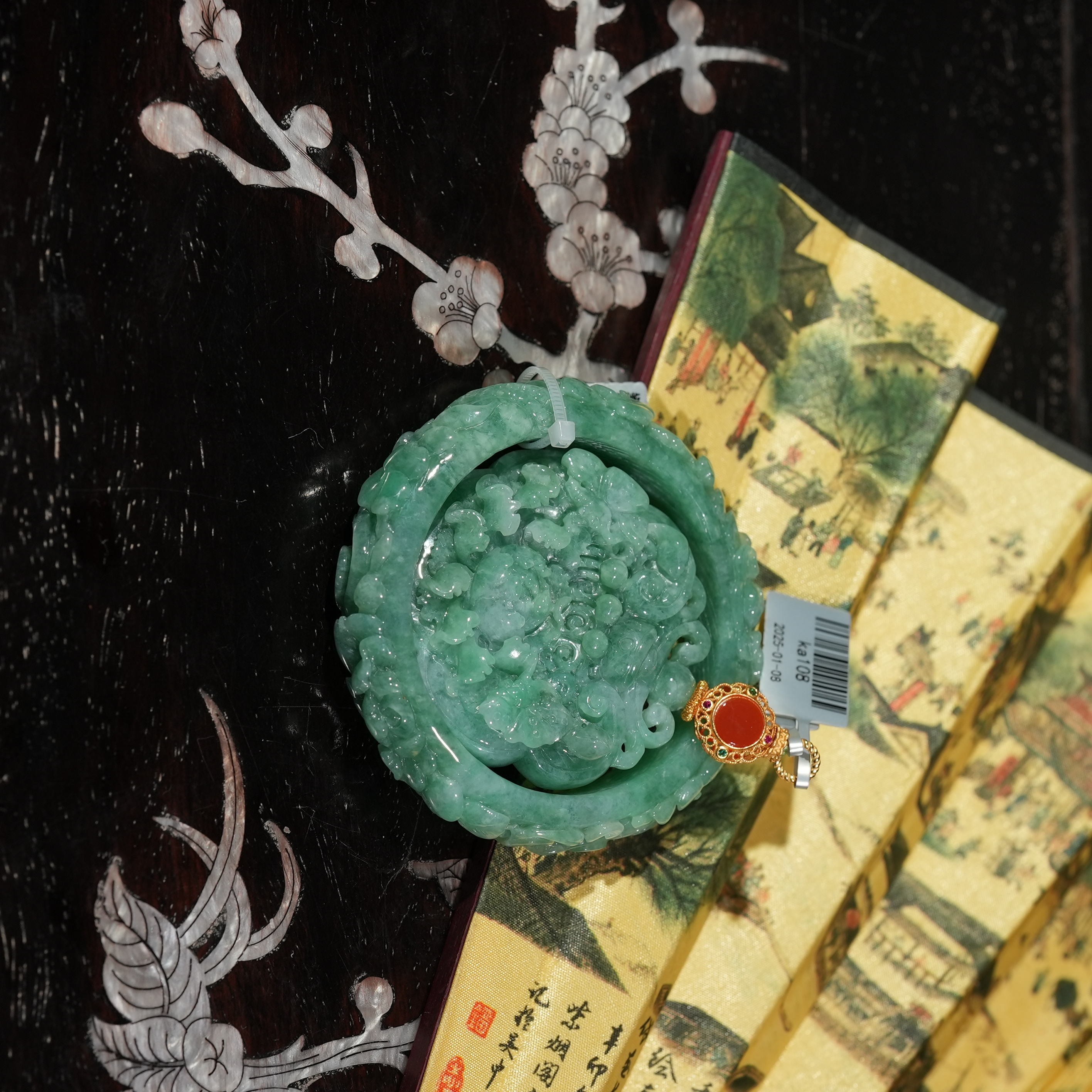 1.8香港王老板-翡翠手镯套装ka108