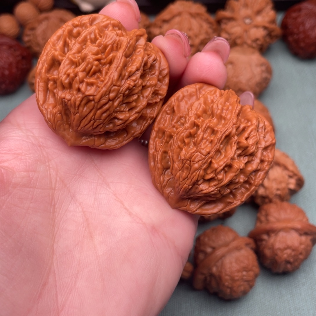 依***望文玩核桃把件全品麦穗虎头41