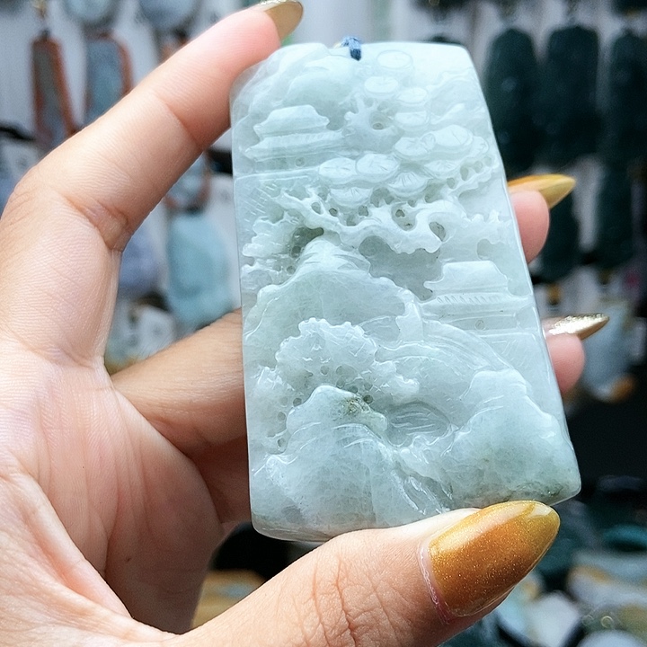 翡翠未镶嵌颈饰翡翠