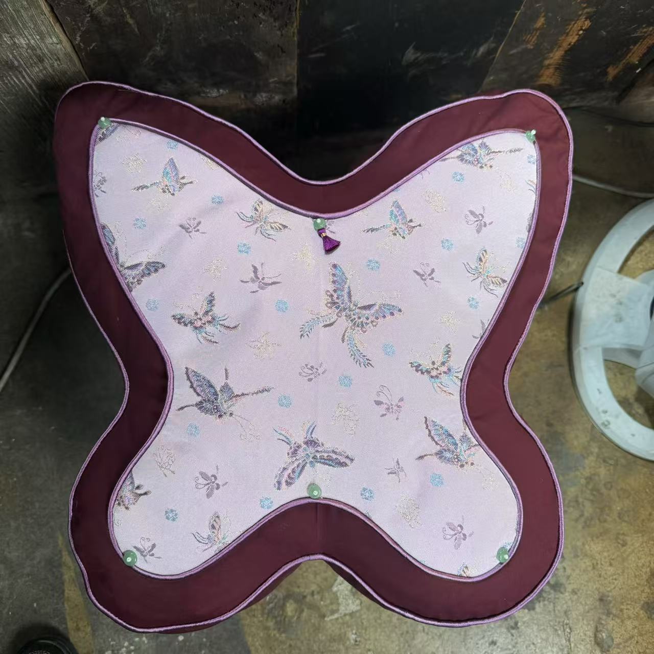 【纳兰专属】紫蝴蝶抱枕（WGAH075）