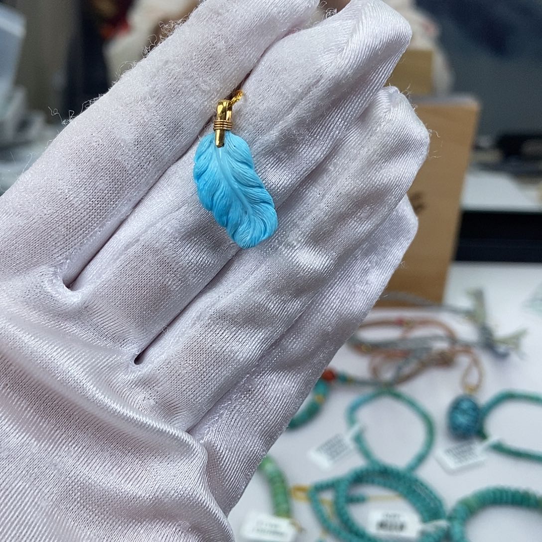 绿松石18K金镶嵌珠宝奇石