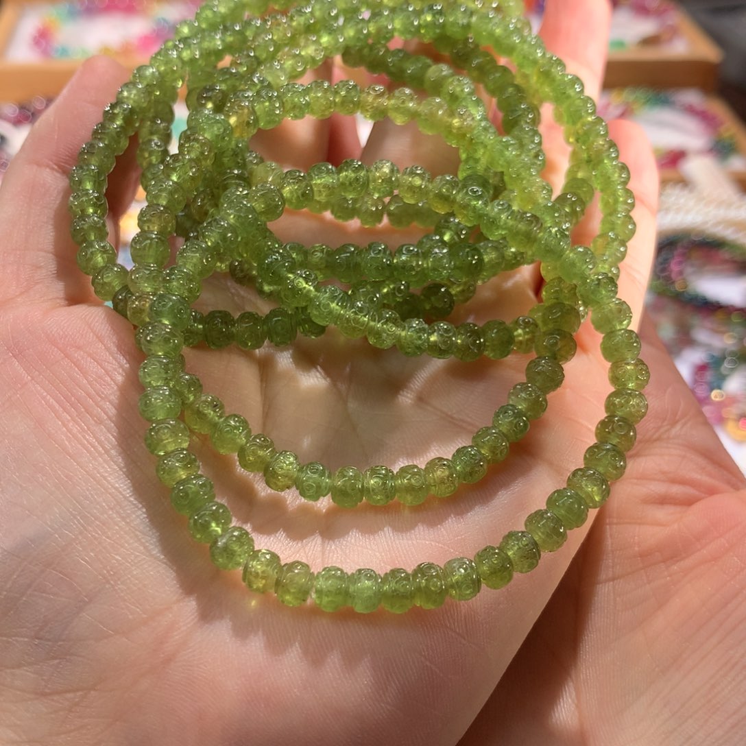 手链未镶嵌碧玺多样性发其一
