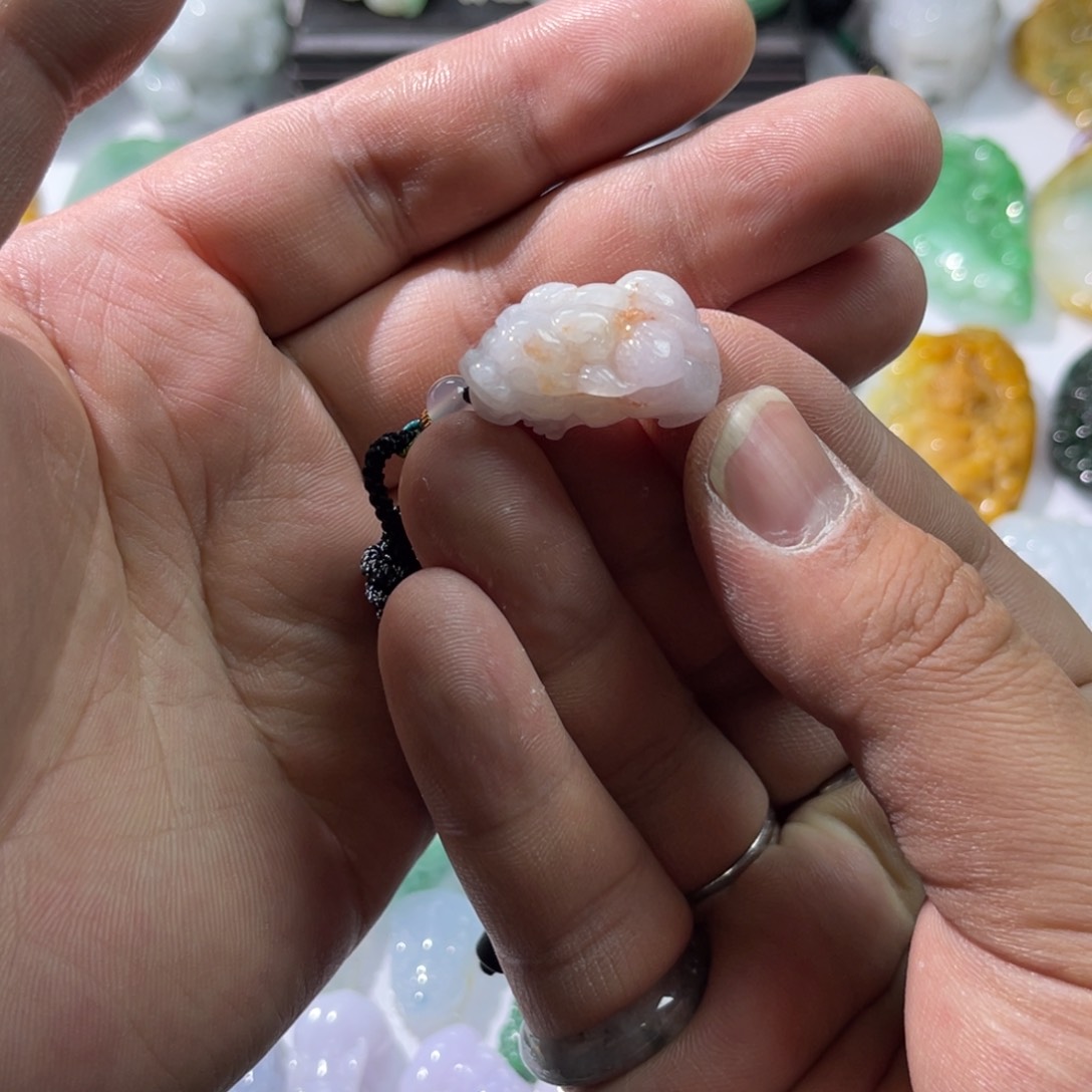 翡翠颈饰未镶嵌天然