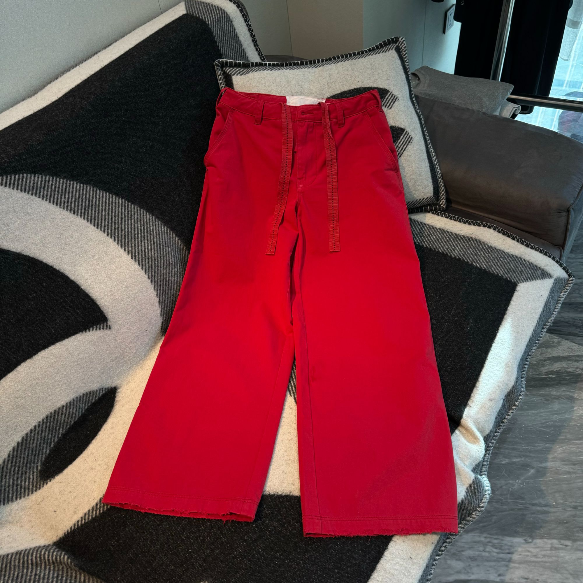 [Janunes Liu] 直筒宽松做旧抽绳设计休闲裤K2002