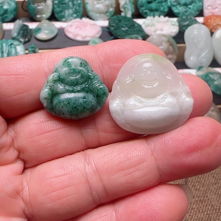 独山玉未镶嵌颈饰