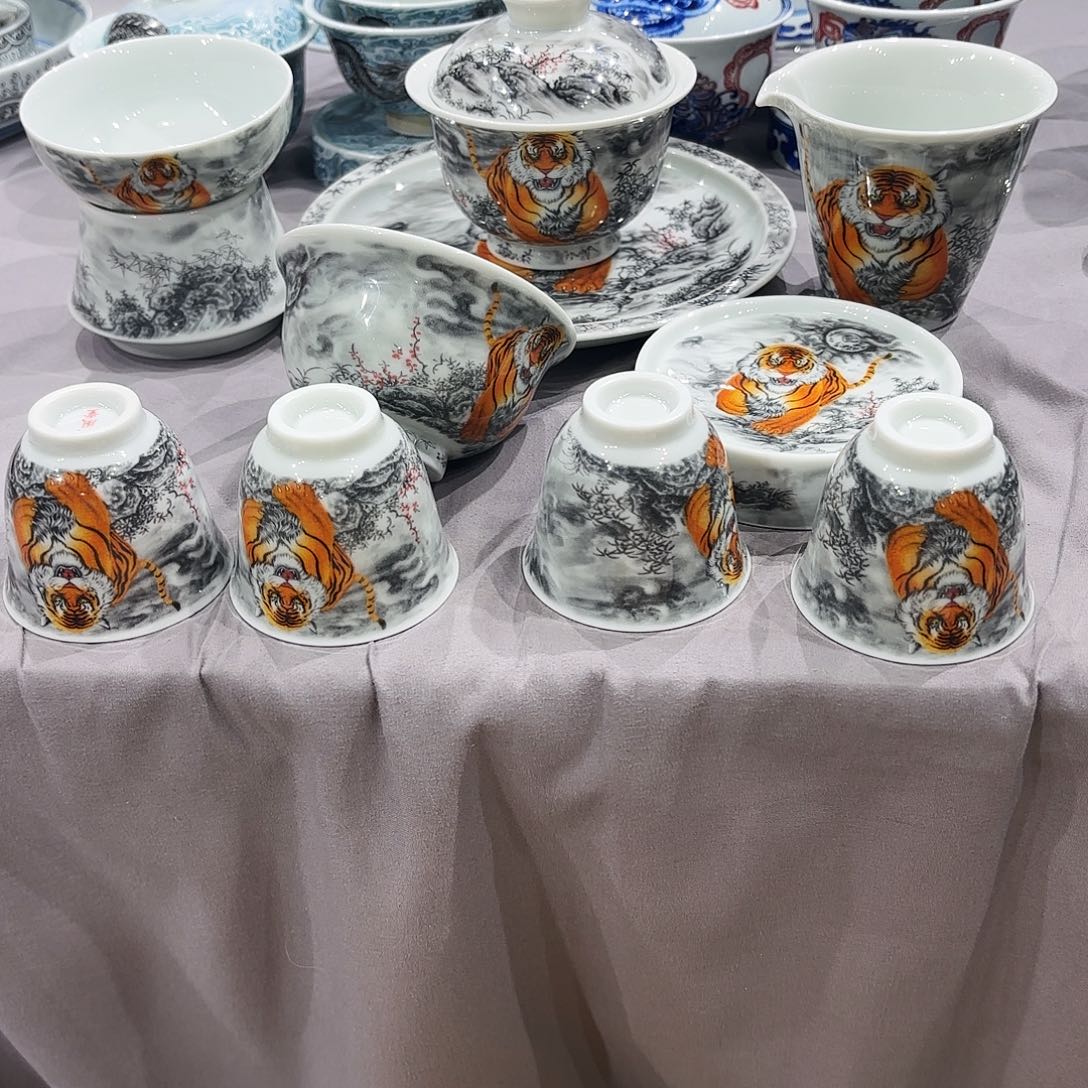 瓷片景德镇瓷器展和