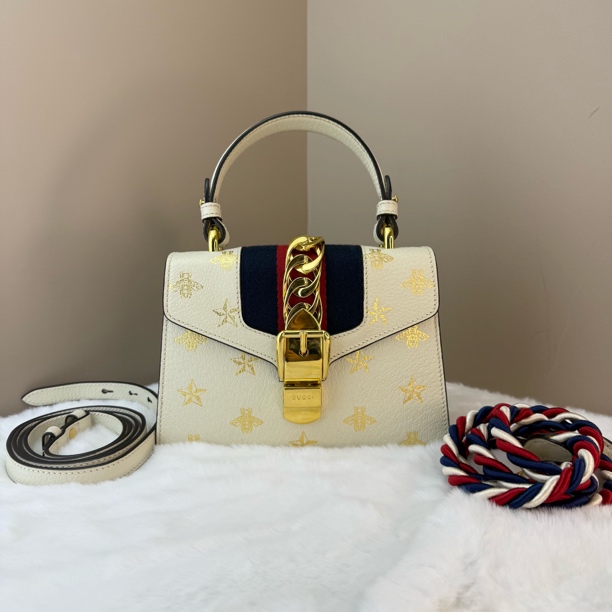 99新 GUCCI/古驰 塞尔维亚小蜜蜂小号米白色