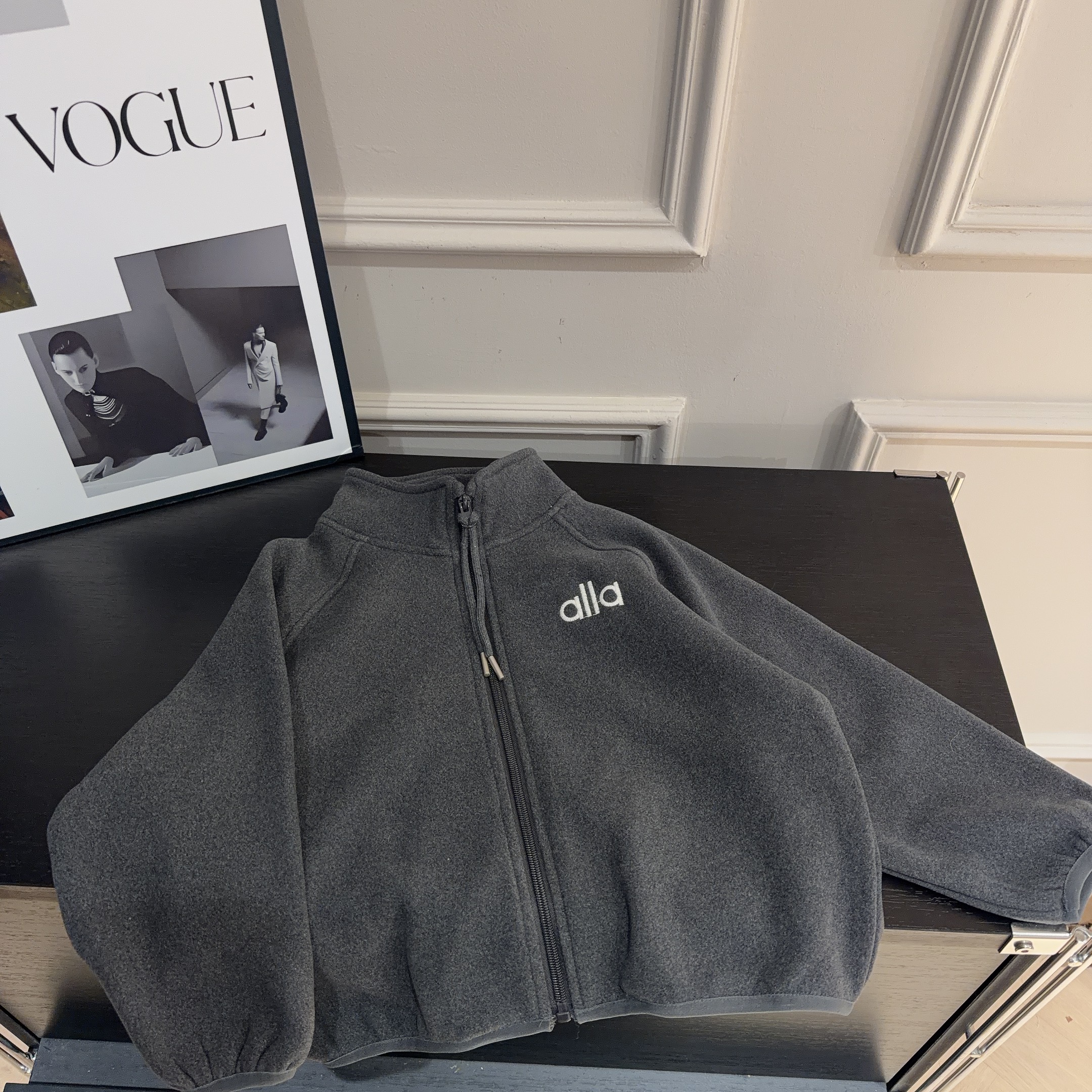 【两个小盆友】2025冬季韩版儿童运动休闲立领时尚卫衣外套880665