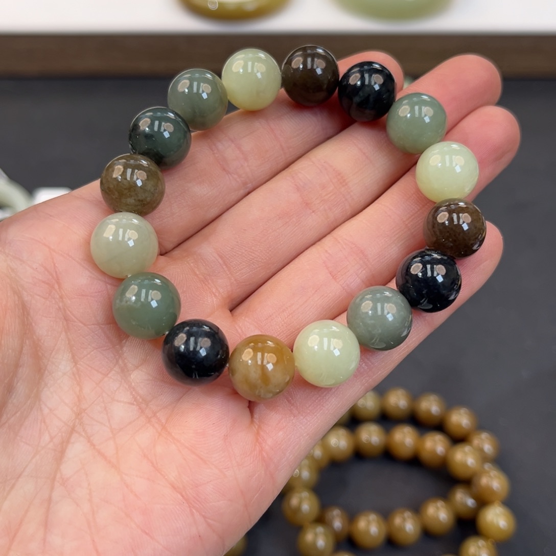 和田玉未镶嵌手镯卡12