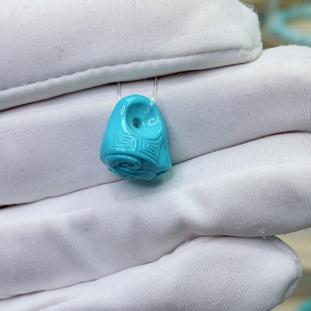 未镶嵌绿松石珠宝奇石