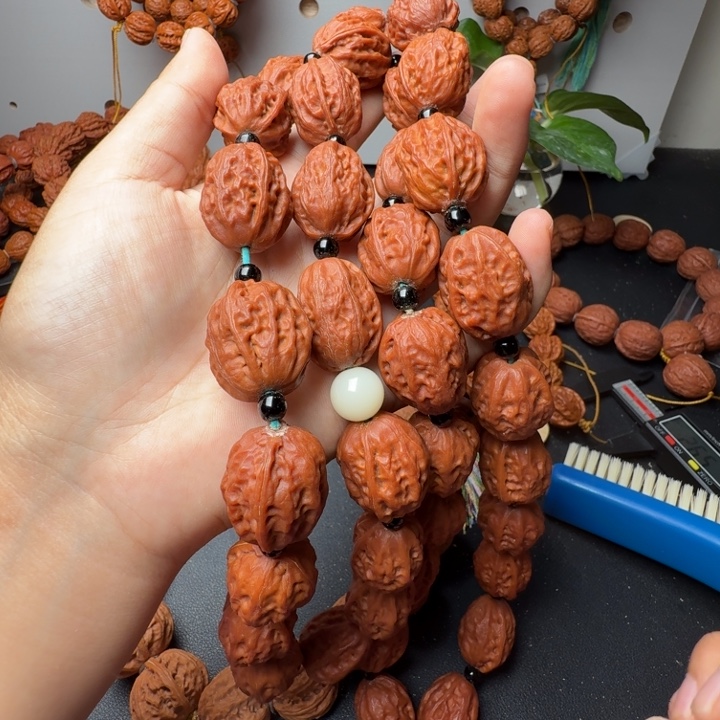 小***关文玩核桃吊坠大枣桩型脖挂