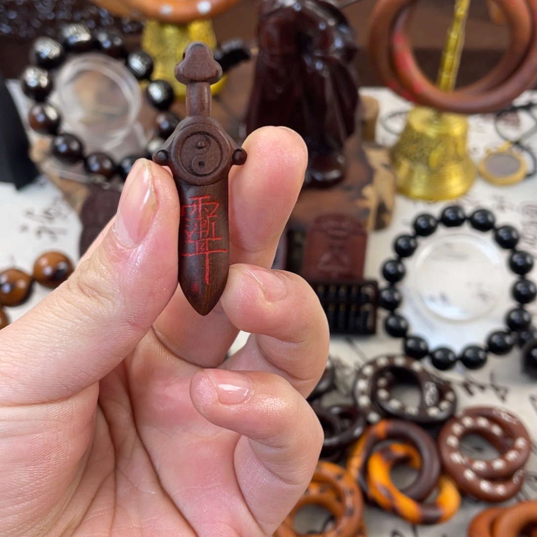 木枣木小剑描砂款