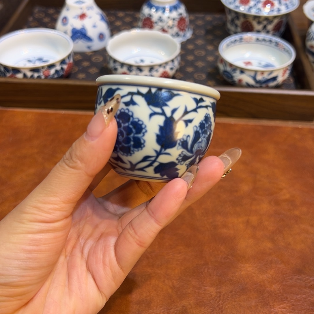 景德镇陶瓷手工手绘