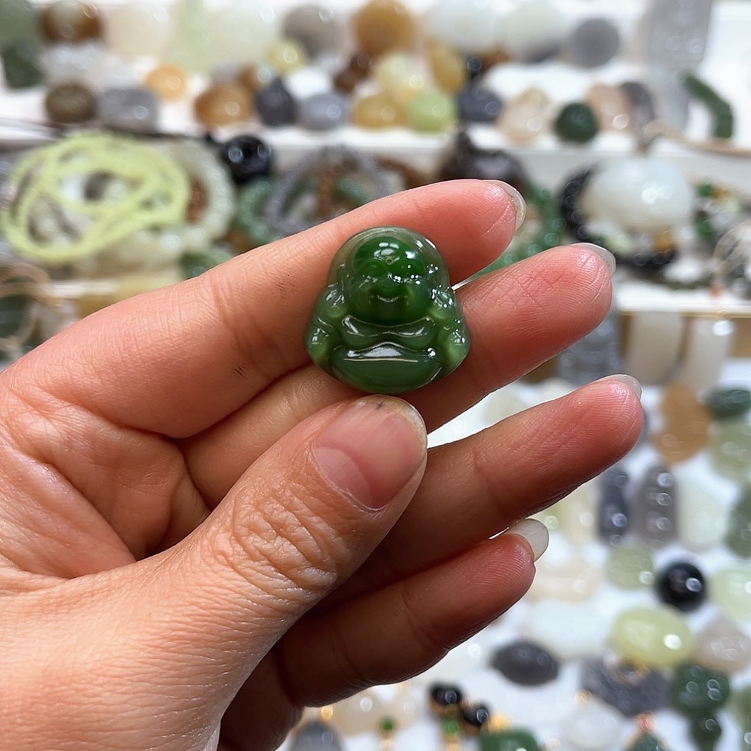 和田玉吊坠(不含链)18K金镶嵌…****…