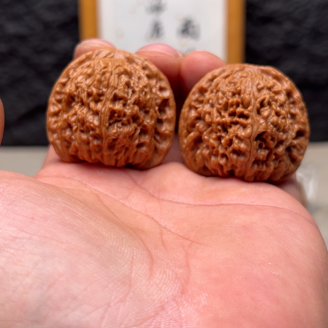 情***人把件文玩核桃南疆41黄线