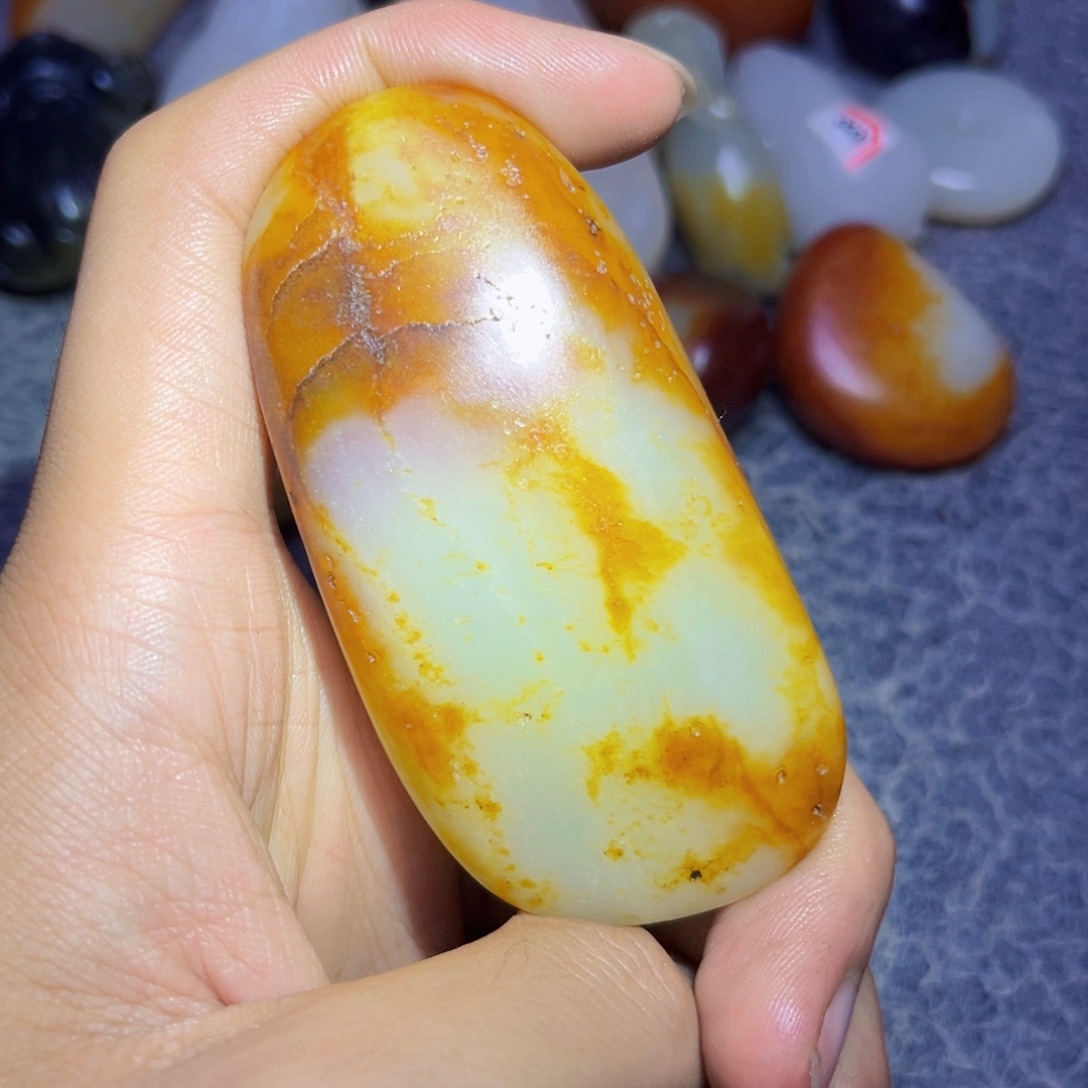 未镶嵌和田玉珠宝奇石