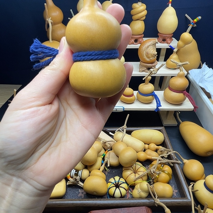 新***新大叶紫檀（黑酸枝木类）葫芦葫芦系列产品