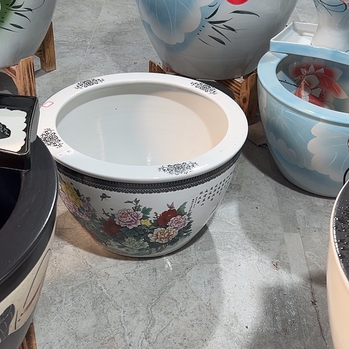 深***！景德镇陶瓷鱼缸直径52厘米高32厘米
