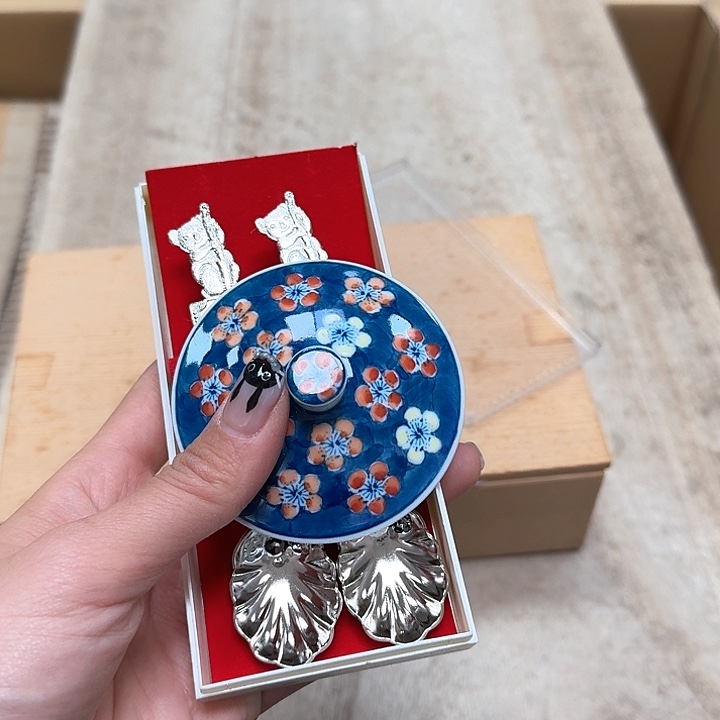 瓷片清**岫噗哈哈哈哈哈哈哈哈我的