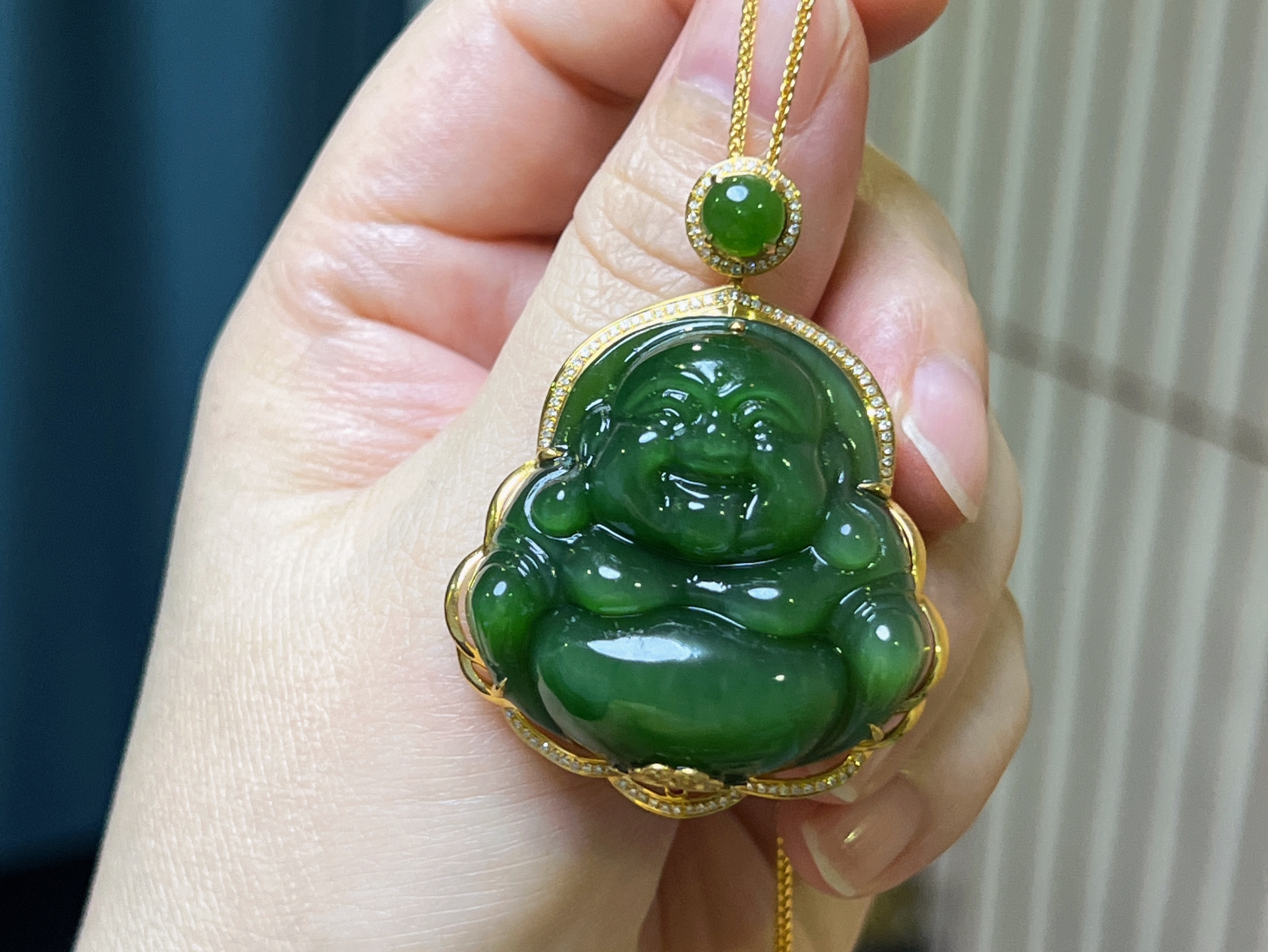 【玉缘汇】和田玉碧玉老坑辣绿佛公裸石35mm传承系列 