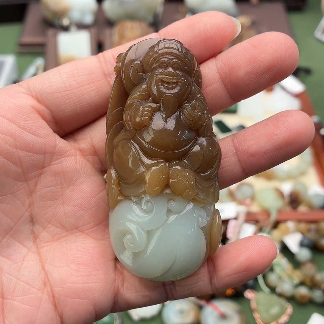 和田玉（糖玉）未镶嵌颈饰