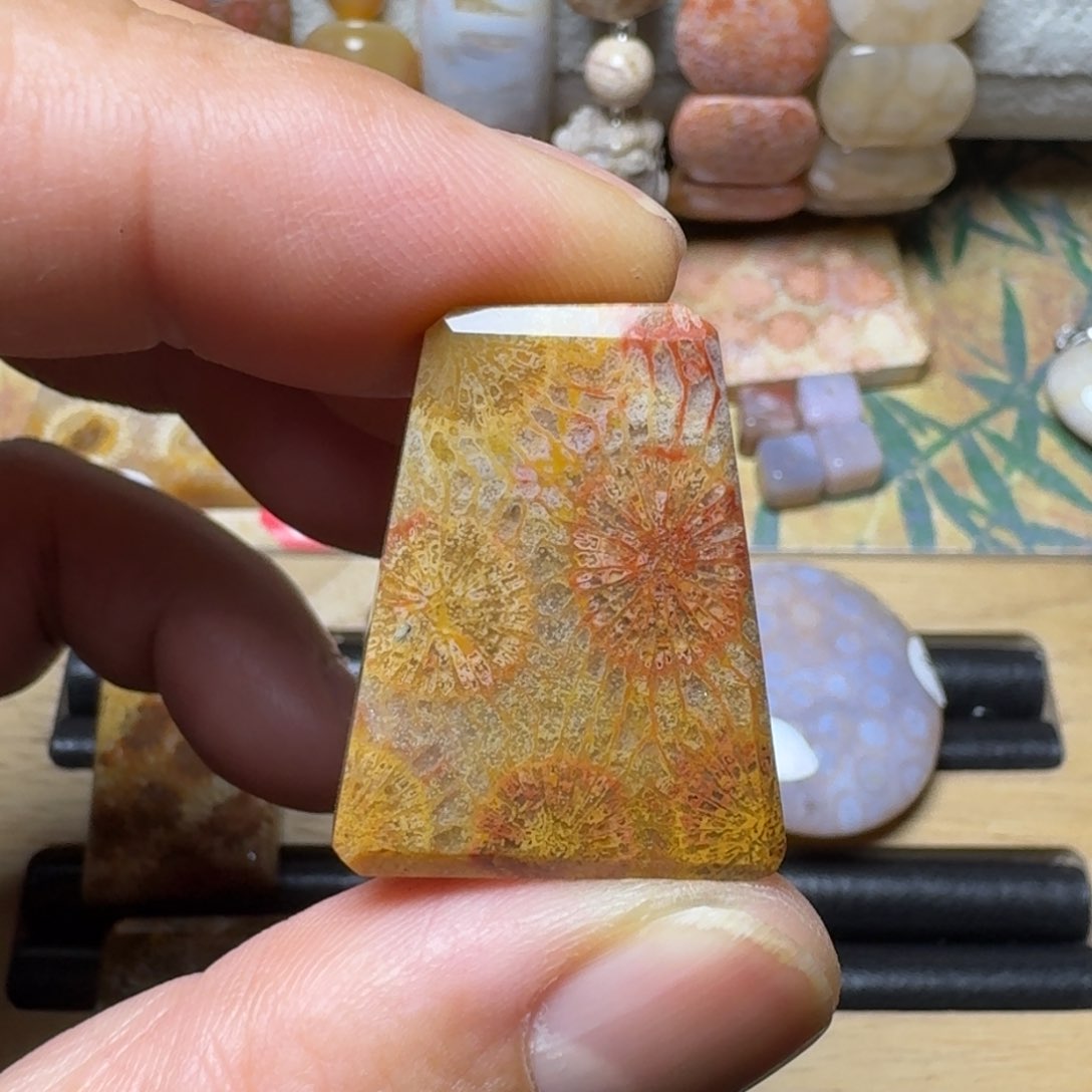 硅化玉纯天然色有机玉石未镶嵌