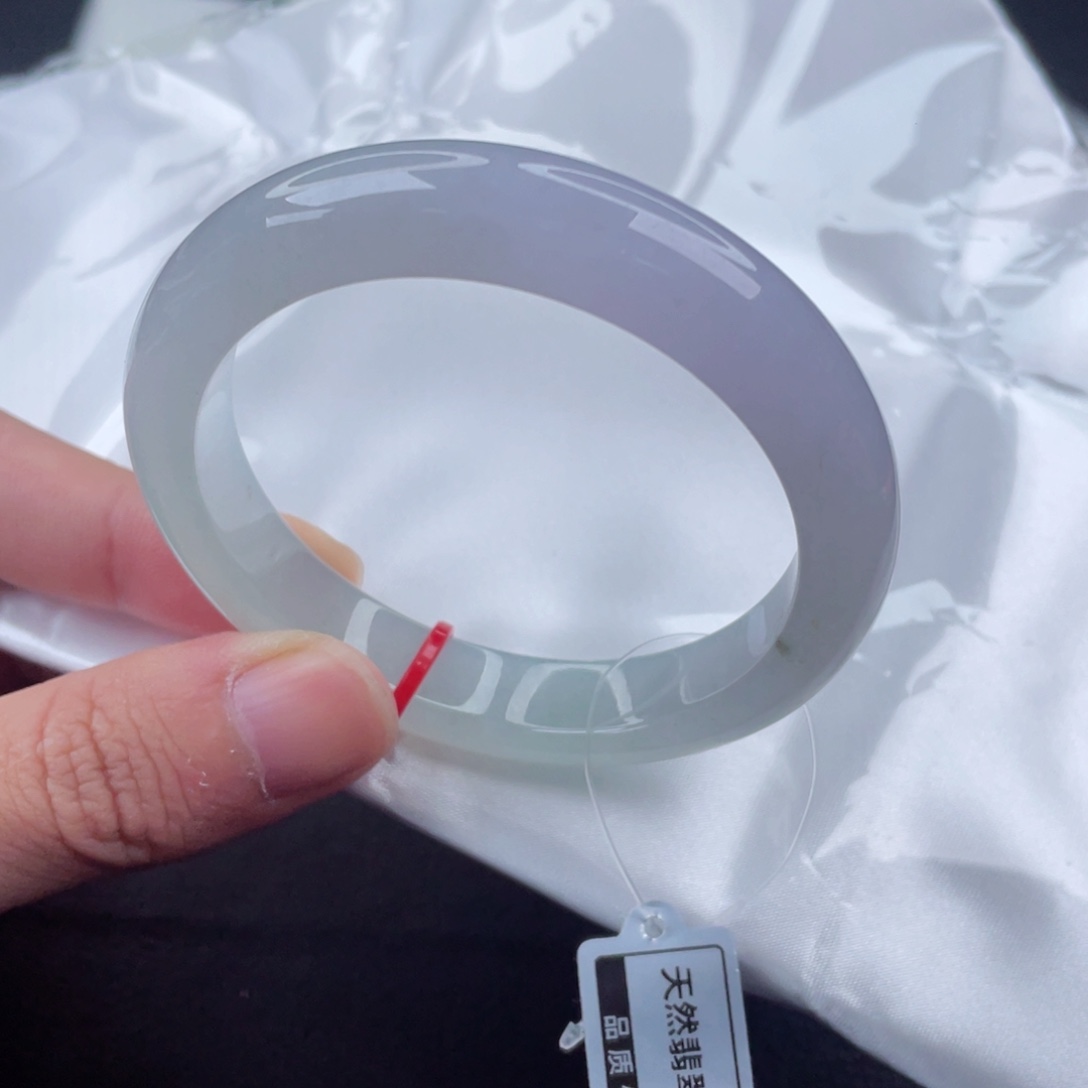 翡翠手镯未镶嵌正圈52.8