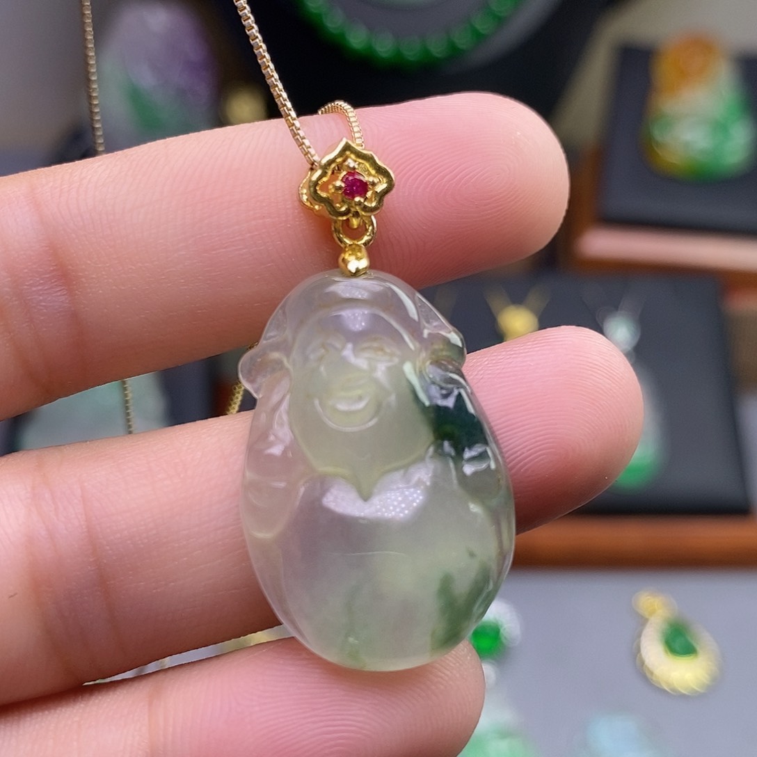 吊坠(赠链)未镶嵌翡翠