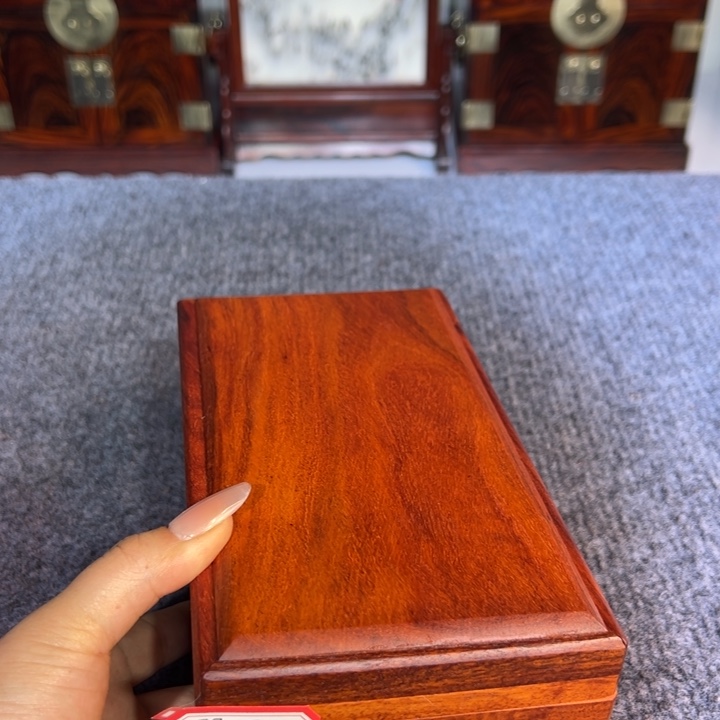 染料紫檀（血檀）20x11机关盒