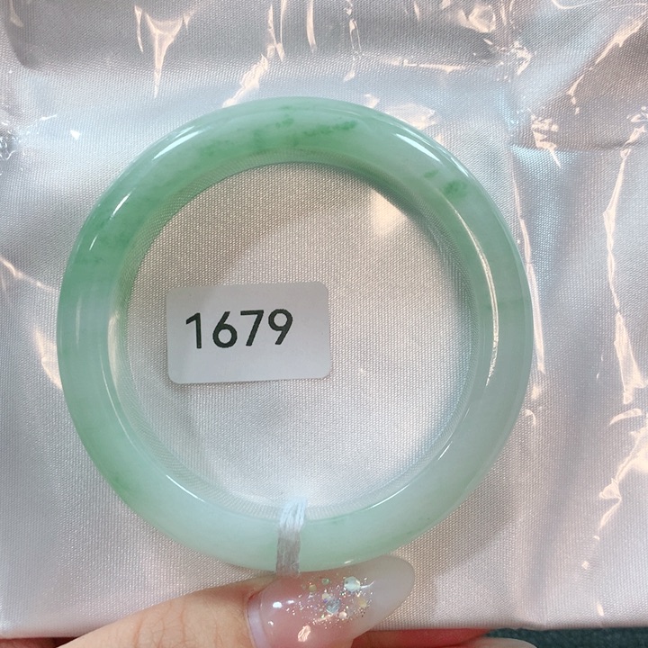 翡翠手镯未镶嵌天然翡翠手镯53