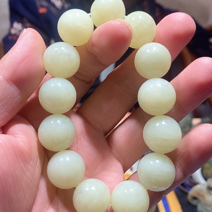 和田玉手串未镶嵌