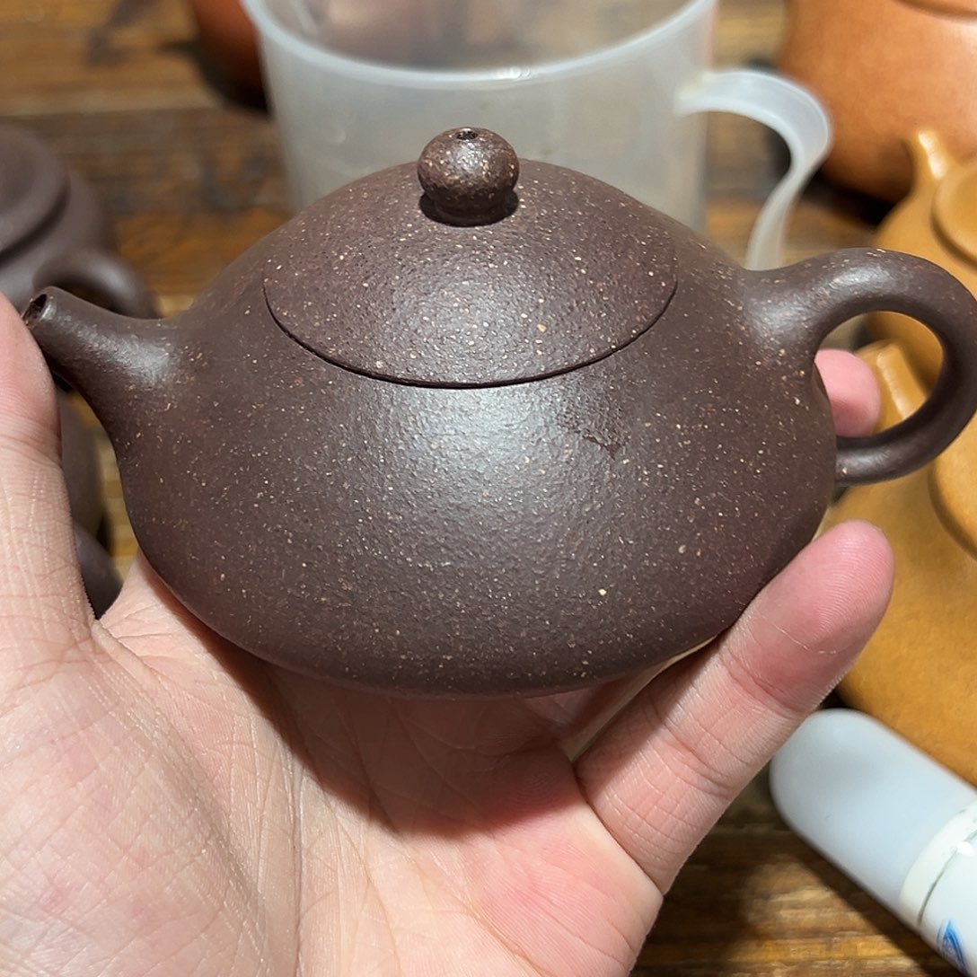 茶壶紫砂紫砂的味道很