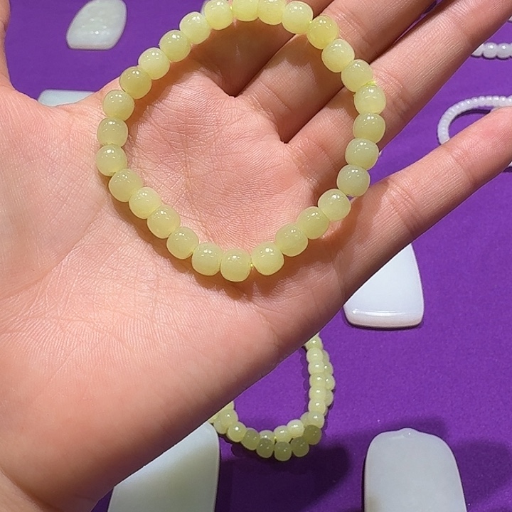 和田玉未镶嵌手串