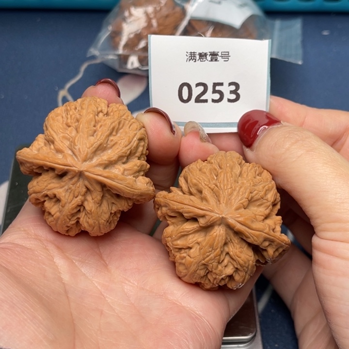 文玩核桃把件粗筋45