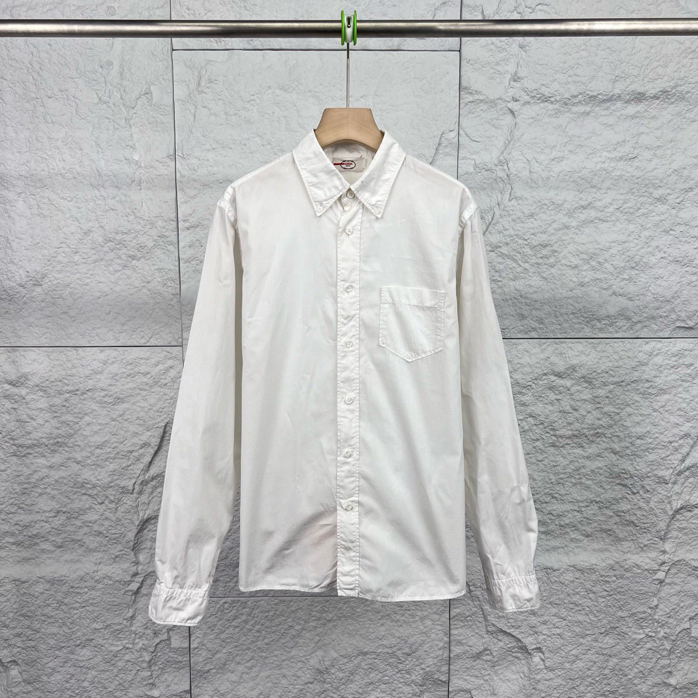 99新 Prada/普拉达 39码/白色简约纯色翻领长袖衬衫/14158711