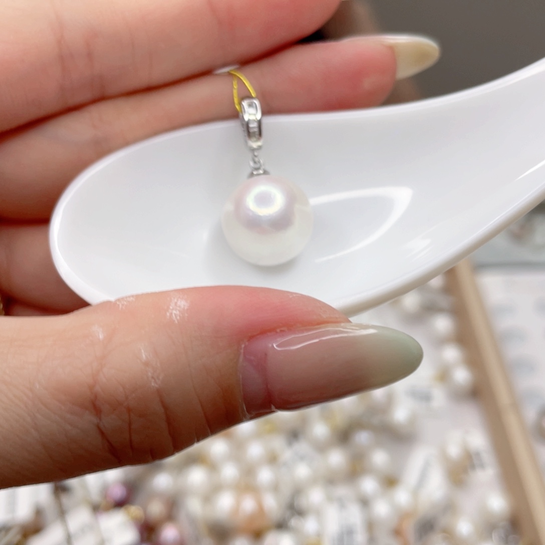 淡水珍珠未镶嵌吊坠(赠链)