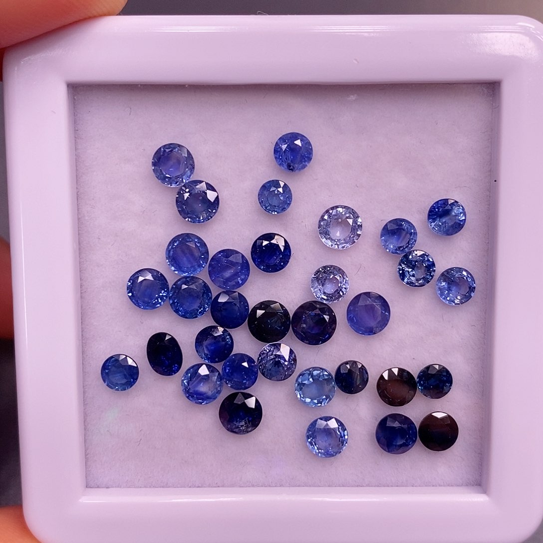 裸石蓝宝石220元一克拉 选好称重改价上定向 圆4左右