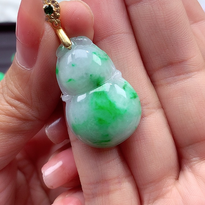 翡翠颈饰银S925镶嵌翡翠